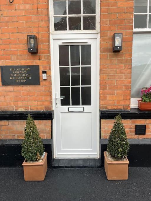 Newly Renovated Stunning Warehouse Apartment Bournemouth Bagian luar foto