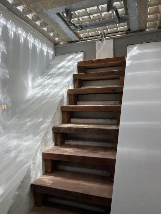 Newly Renovated Stunning Warehouse Apartment Bournemouth Bagian luar foto