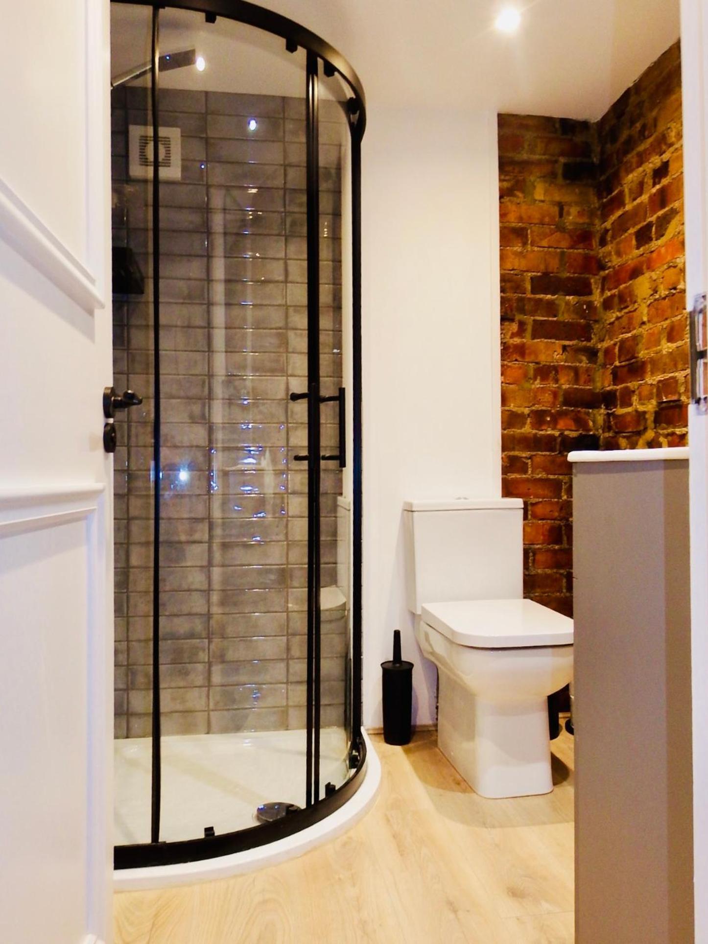 Newly Renovated Stunning Warehouse Apartment Bournemouth Bagian luar foto