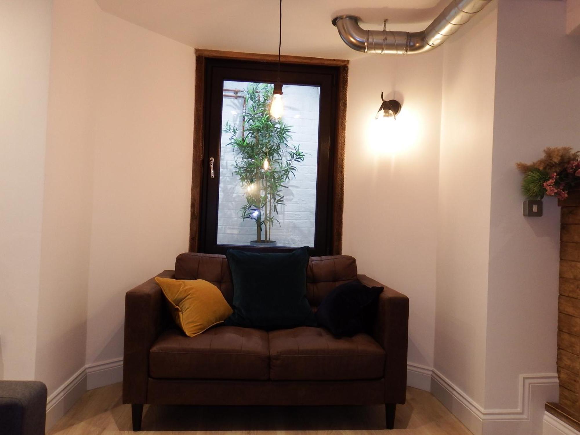 Newly Renovated Stunning Warehouse Apartment Bournemouth Bagian luar foto