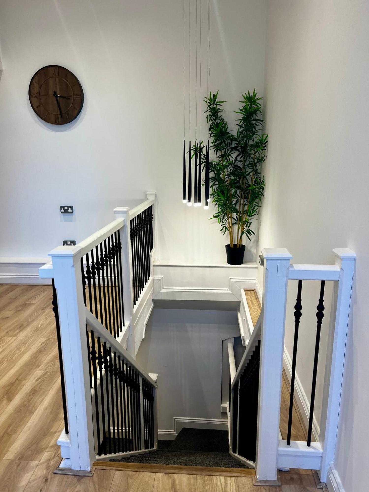 Newly Renovated Stunning Warehouse Apartment Bournemouth Bagian luar foto